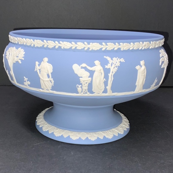 WEDGWOOD Blue Jasperware Augur’s Imperial Centerpiece Bowl Footed Vase - EUC! - Picture 2 of 9